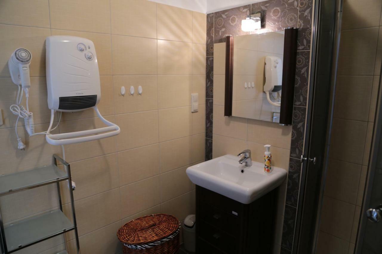 Апартаменти Apartament Ams A12 Реваль Екстер'єр фото